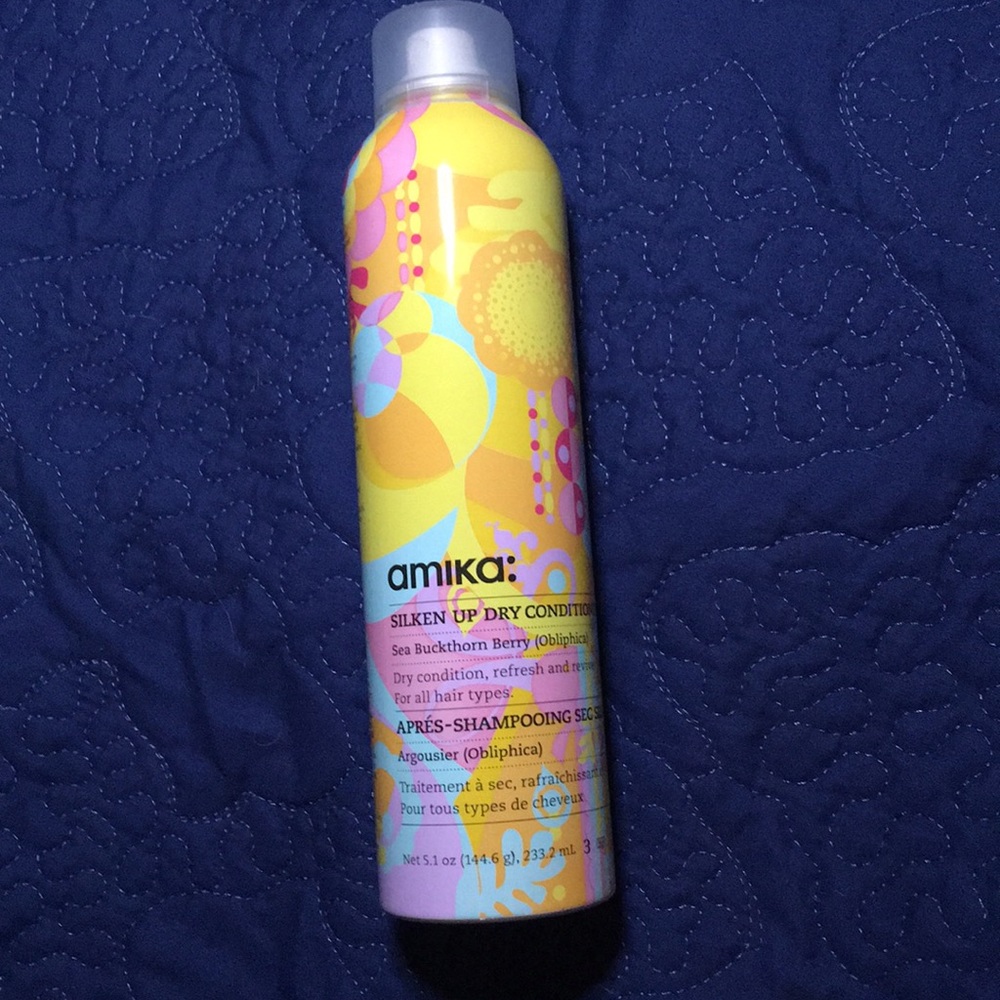 Amika dry conditioner